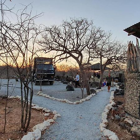 Etosha Village Campsite Okaukuejo Exterior foto