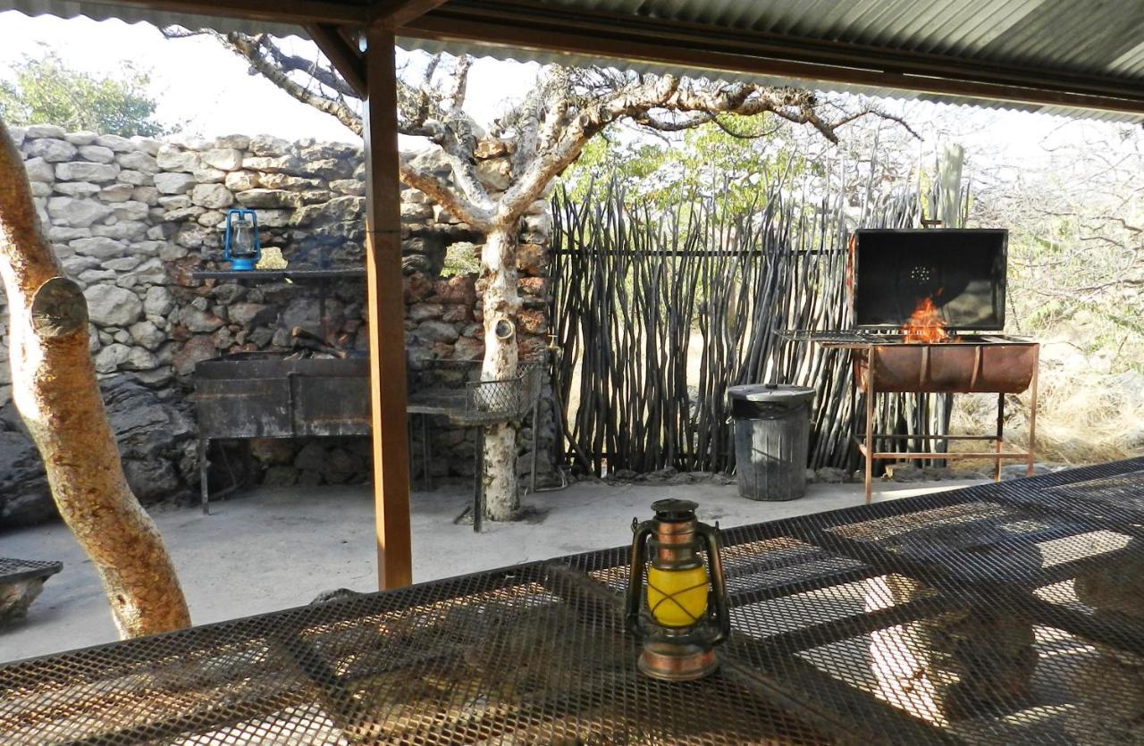 Etosha Village Campsite Okaukuejo Exterior foto